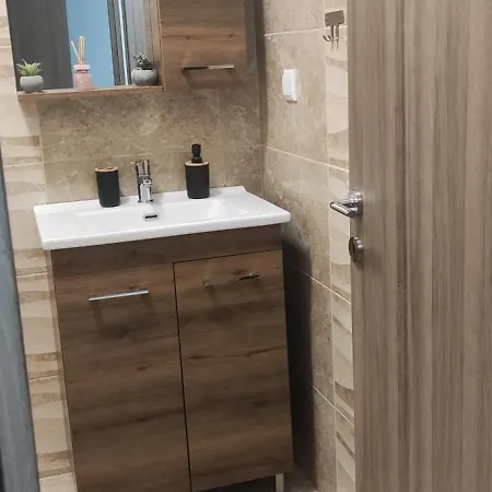 Apartament πολυτελεσ -μοντερνο διαμερισμα *